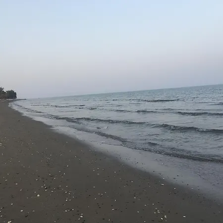 Villa Ameli Beach House *