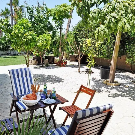 Villa Ameli Beach House Meneou